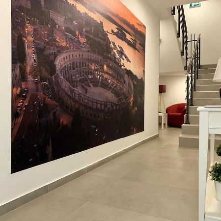 Apartments Dream In Arena 2 Pula Center Free Parking Kültér fotó