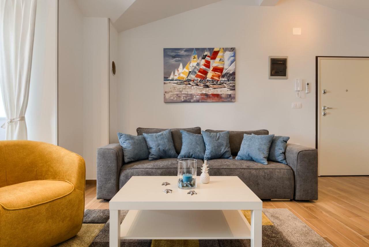 Apartments Dream In Arena 2 Pula Center Free Parking Kültér fotó