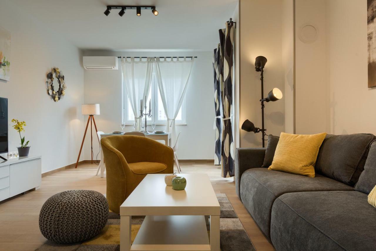 Apartments Dream In Arena 2 Pula Center Free Parking Kültér fotó