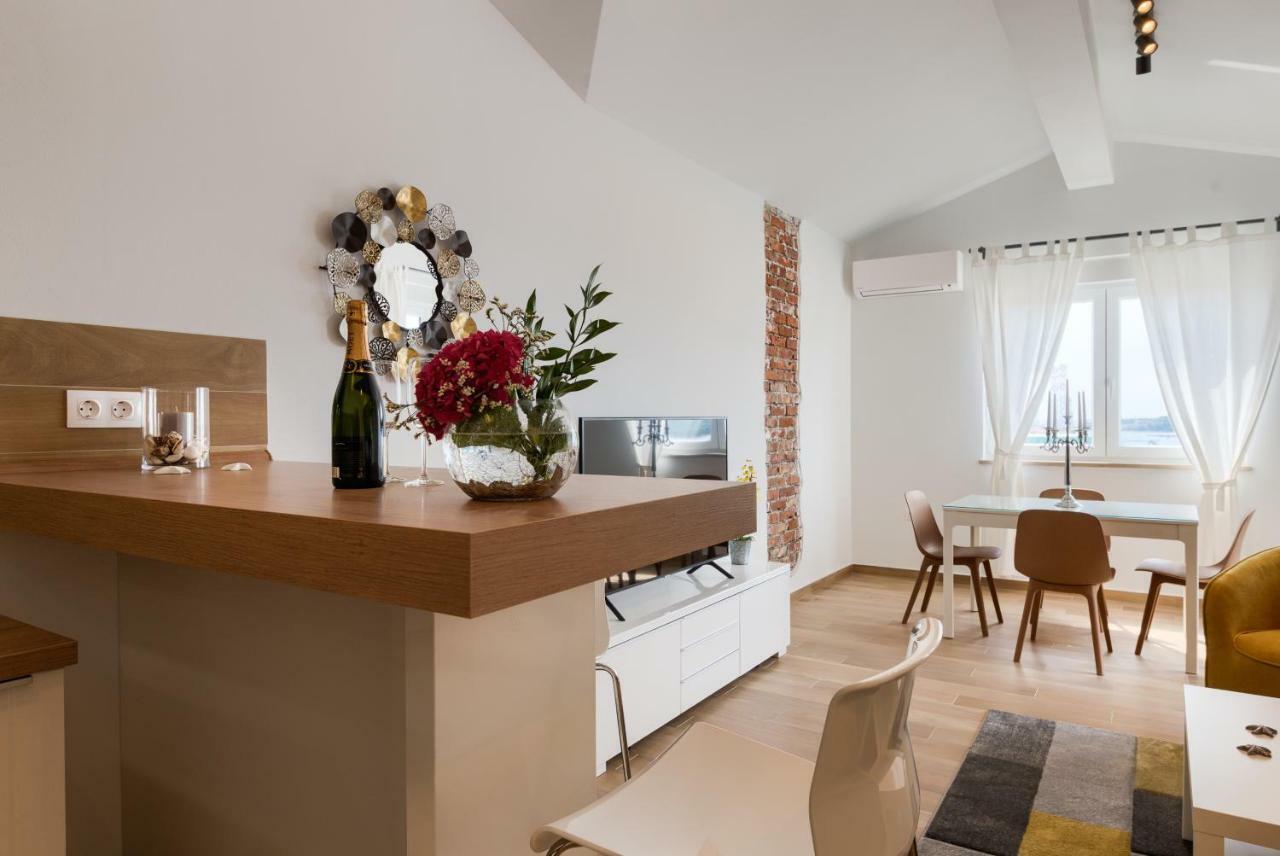 Apartments Dream In Arena 2 Pula Center Free Parking Kültér fotó